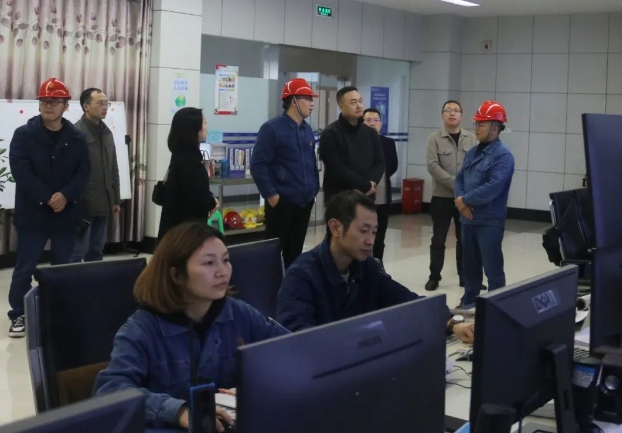 1705278418274169.png 市经信局副局长付小峰率队到集团调研.png